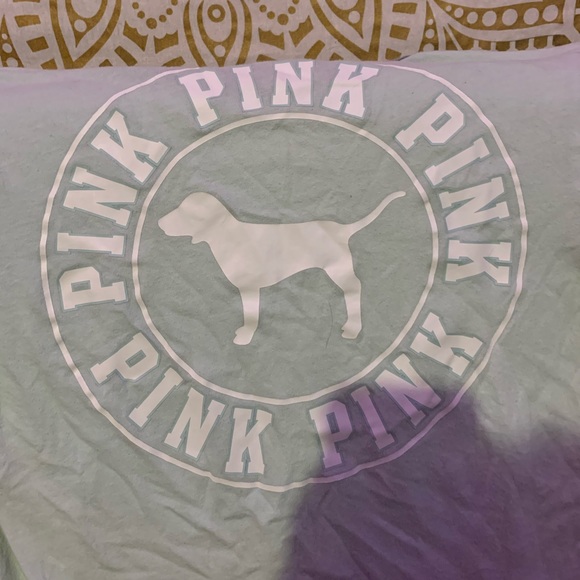 pink tee shirt - Picture 2 of 3